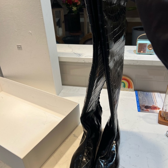 TOTEME CROC over the knee EU sz 9- Beautiful boots brand new run more like 8/8.5 - Picture 4 of 9